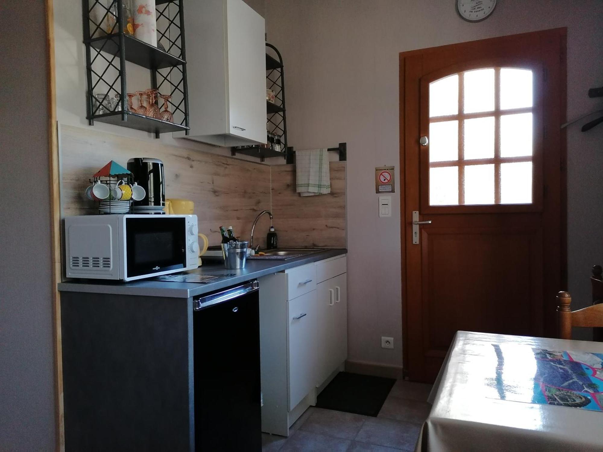 Studio Meuble Independant Chez L'Habitant ユショー エクステリア 写真